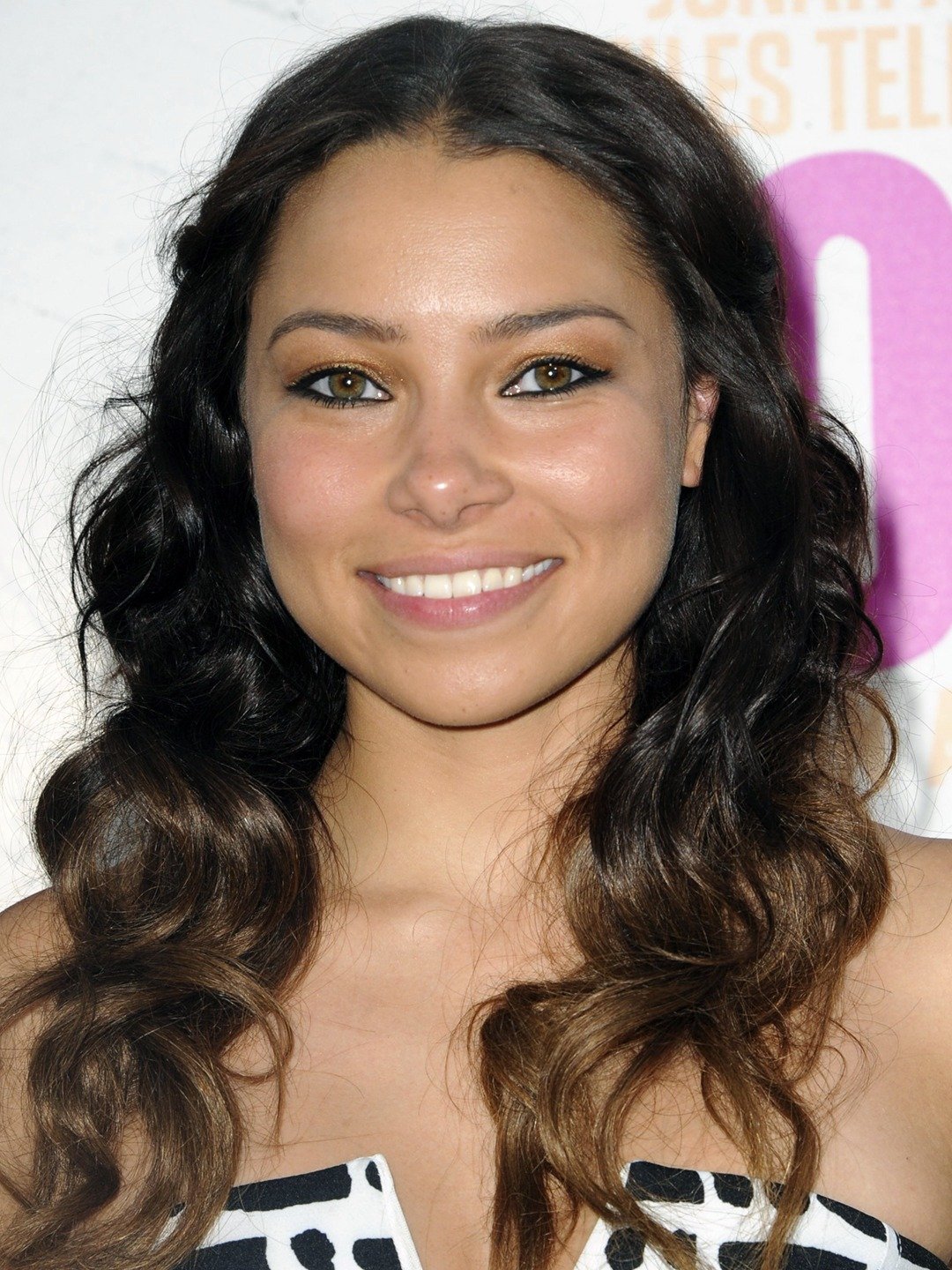 Jessica Parker Kennedy